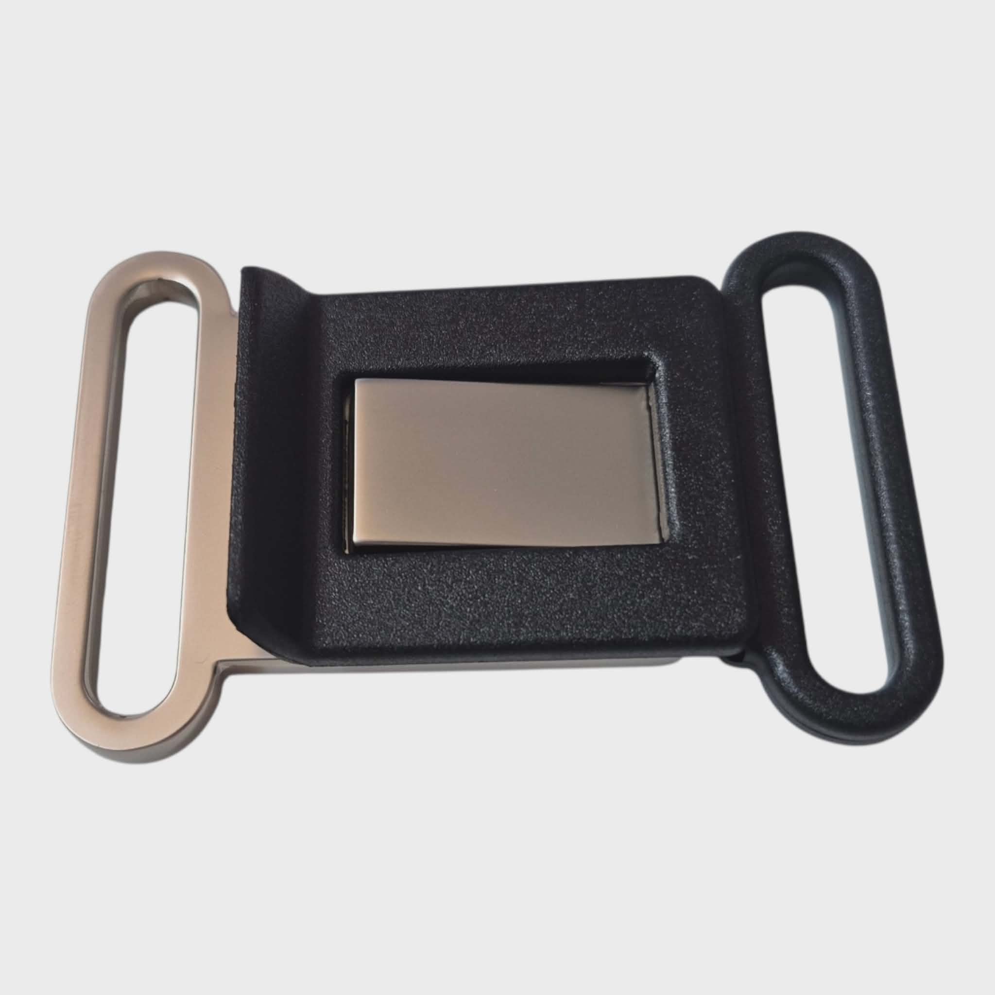 Zaponka 42mm mat črna + saten